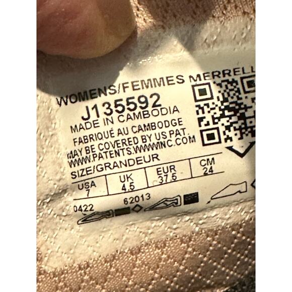 Merrell Women's Athletic Shoes - Light Gray and Cream - Picture 8 of 10